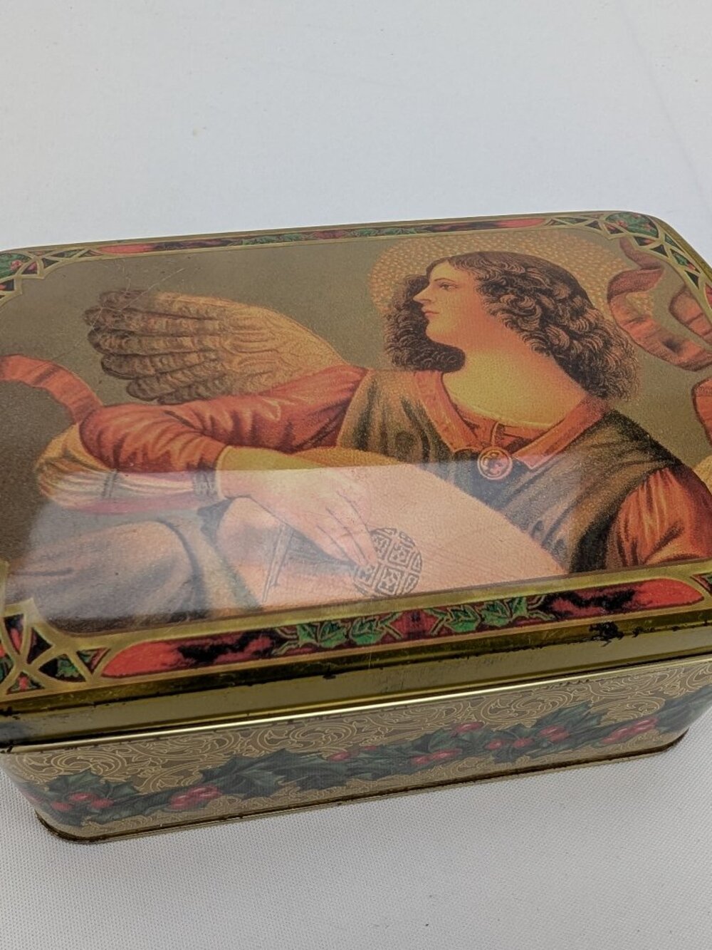 Vintage Walmart Metal Tin Victorian Angel Playing Harp Hinged Lid KMX-012 Golden